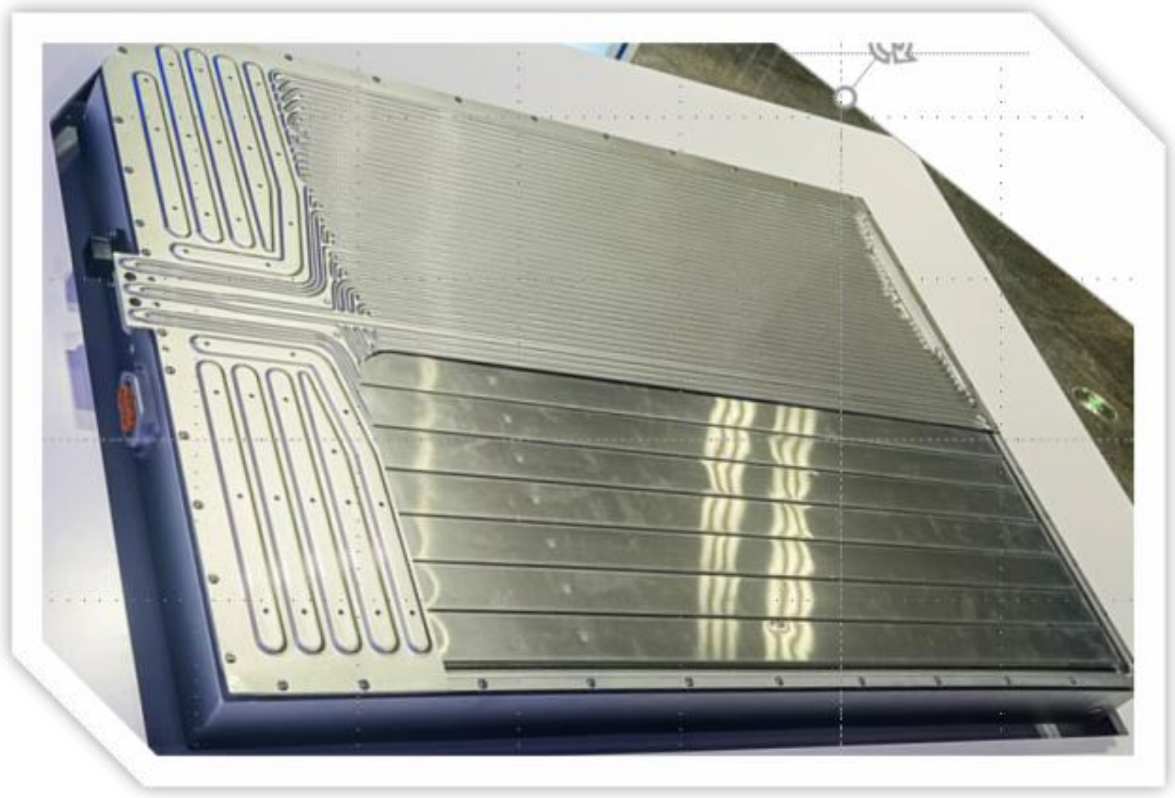 技术角度剖析比亚迪 DM-i 的刀片电池设计