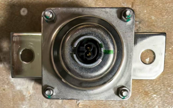 动力电池配电盒BDU安全设计(三一)小米SU7电池Pyro Fuse拆解分析