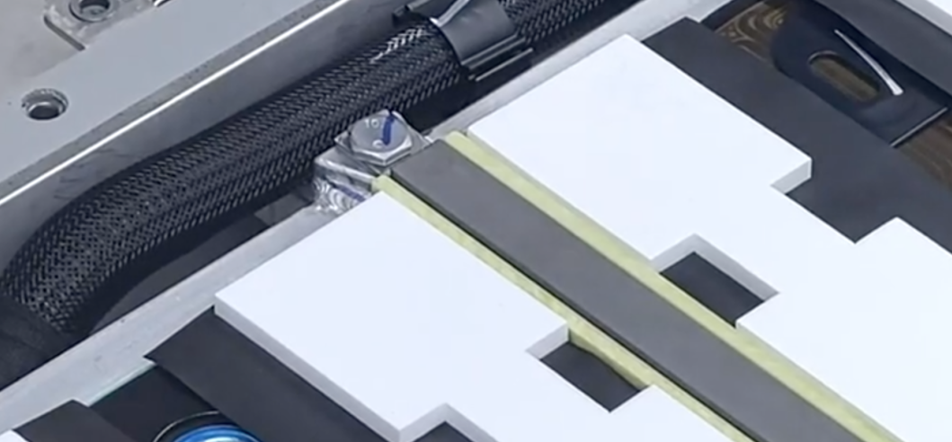 动力电池模组系统安全设计(十五)压条和固定带