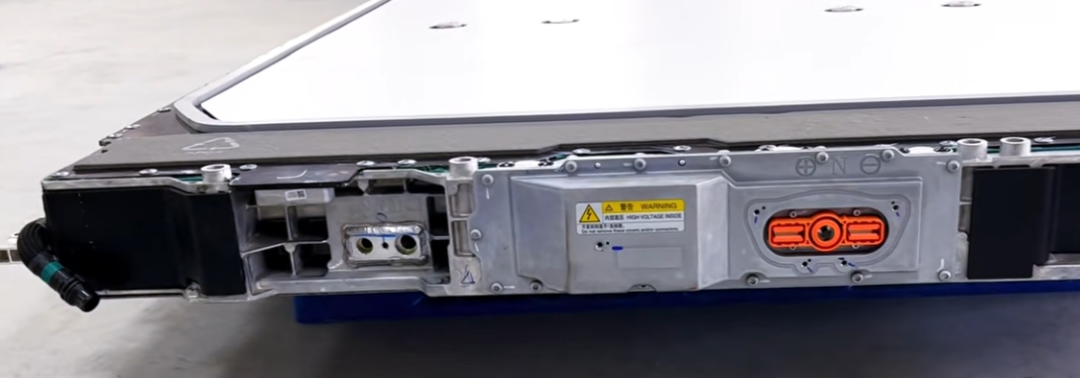 动力电池配电盒BDU安全设计(二六)兆瓦闪充下的双BDU