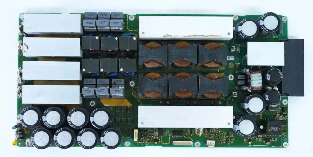 碳化硅(SiC)器件与IGBT器件在充电模块领域的应用分析