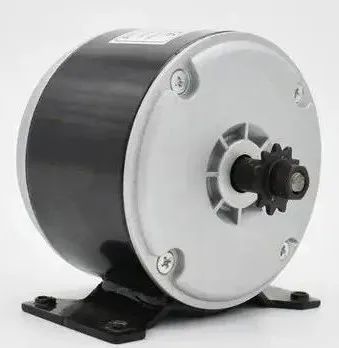 SiC器件在高速永磁电机转速跟踪控制中的应用研究