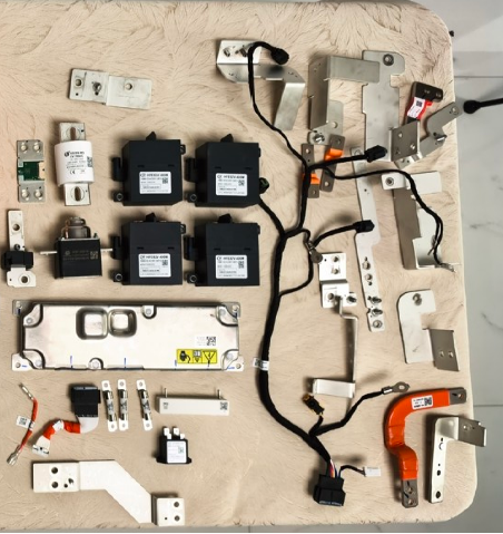 动力电池配电盒BDU安全设计(三十)小米SU7 BDU技术分析