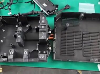 动力电池配电盒BDU安全设计(十)嵌件